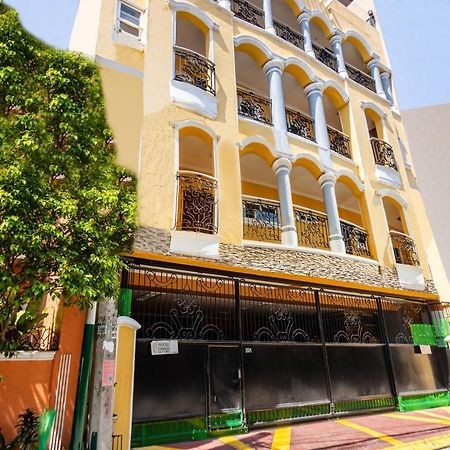 Oyo 831 Casa Maria Hotel Manila Ngoại thất bức ảnh