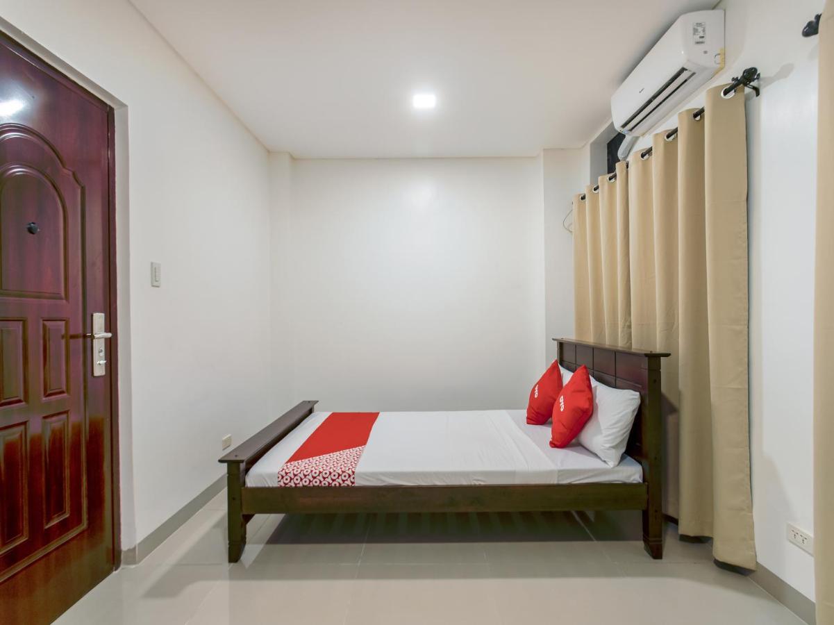 Oyo 831 Casa Maria Hotel Manila Ngoại thất bức ảnh