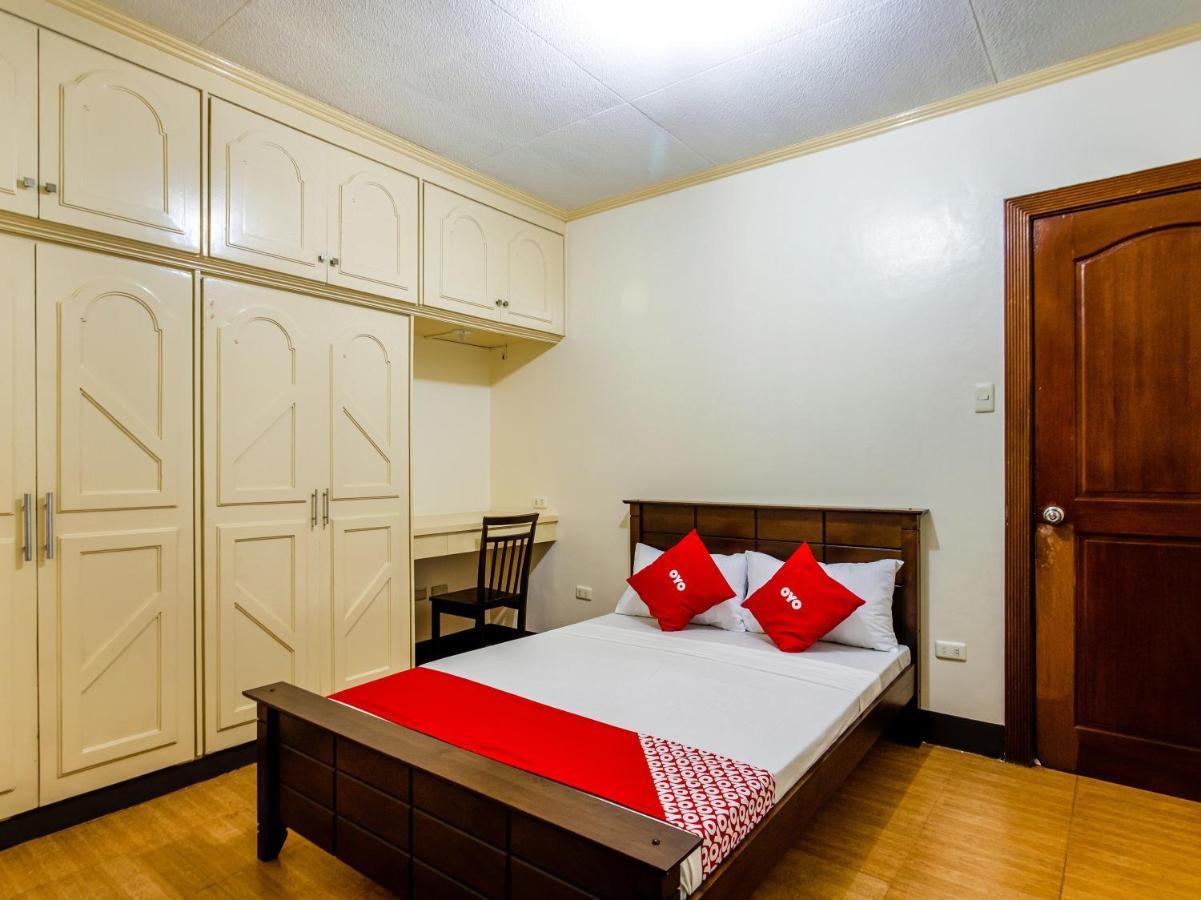 Oyo 831 Casa Maria Hotel Manila Ngoại thất bức ảnh