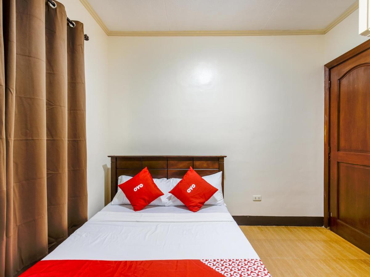 Oyo 831 Casa Maria Hotel Manila Ngoại thất bức ảnh