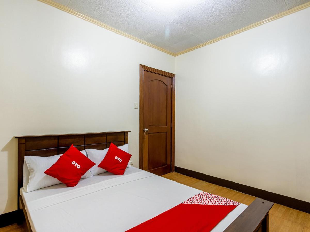 Oyo 831 Casa Maria Hotel Manila Ngoại thất bức ảnh