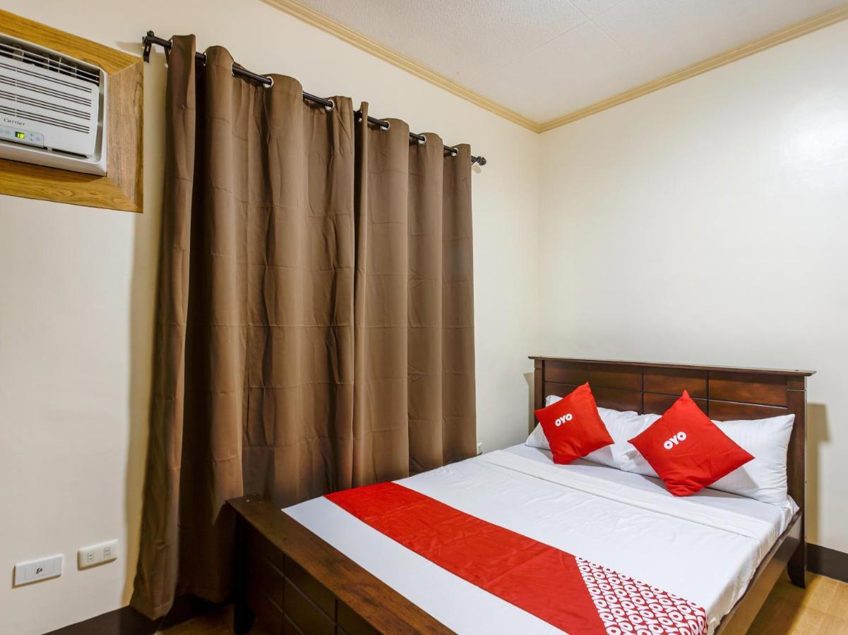 Oyo 831 Casa Maria Hotel Manila Ngoại thất bức ảnh