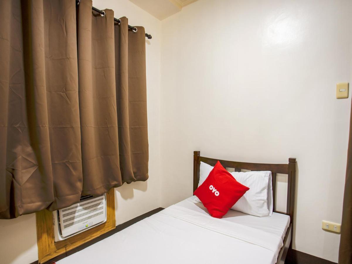 Oyo 831 Casa Maria Hotel Manila Ngoại thất bức ảnh