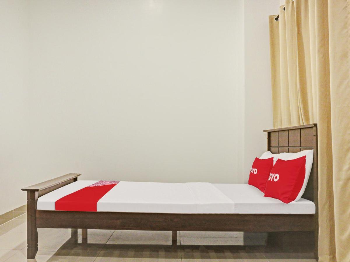 Oyo 831 Casa Maria Hotel Manila Ngoại thất bức ảnh