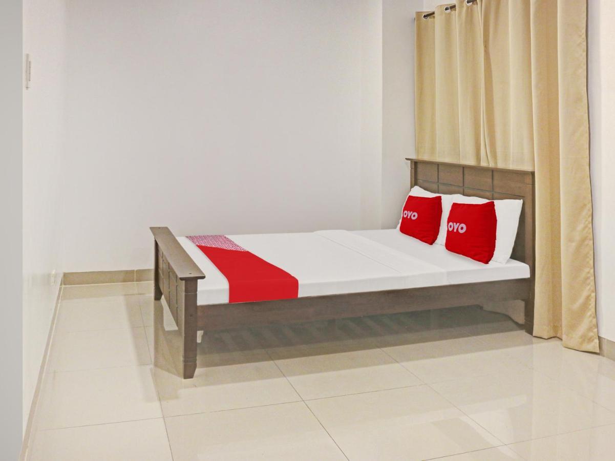 Oyo 831 Casa Maria Hotel Manila Ngoại thất bức ảnh
