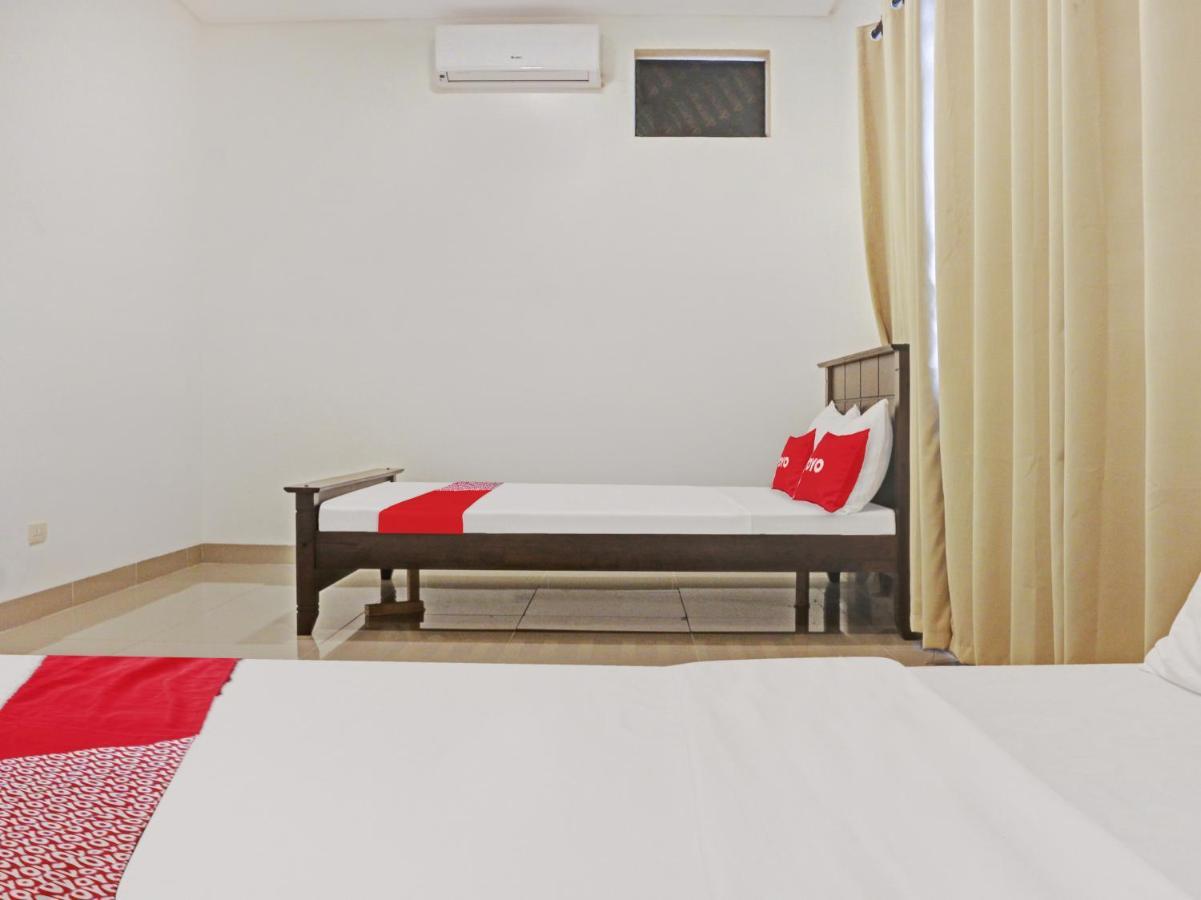Oyo 831 Casa Maria Hotel Manila Ngoại thất bức ảnh